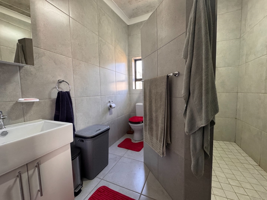 7 Bedroom Property for Sale in Deneysville Free State